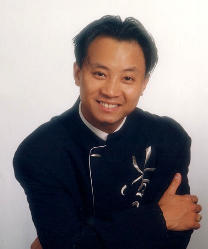 Publicity shot for Singer